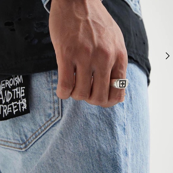 Amazing Authentic ✨ Silver Dripps 1999 Signet Ring by Royalty Heroism Streets - Picture 2 of 6